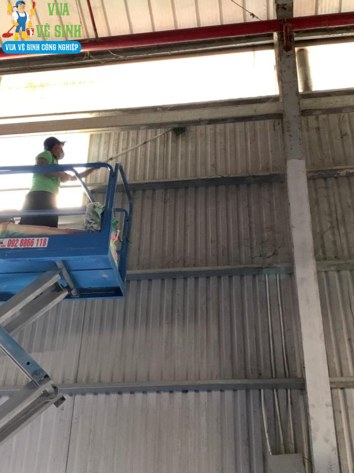 Dịch vụ vệ sinh nhà xưởng