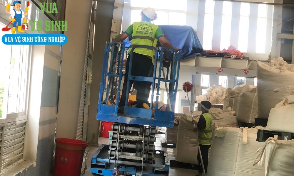Dịch vụ vệ sinh công nghiệp Tân Bình
