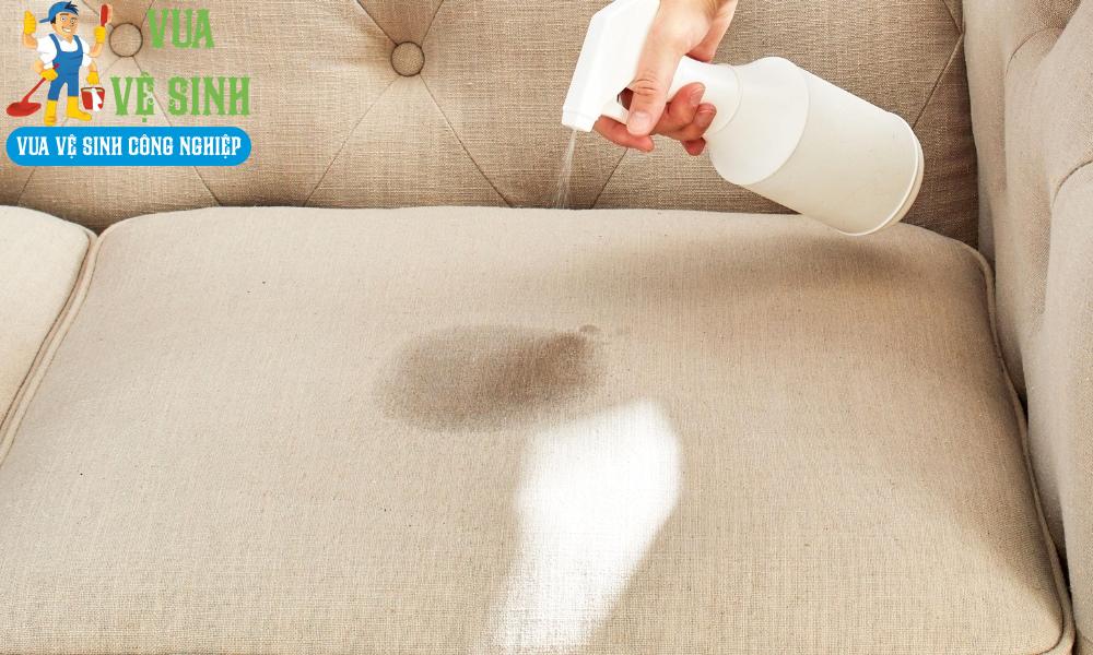 Cách Làm Sạch Ghế Sofa Vải Bằng Baking Soda