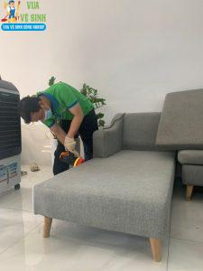 Giặt ghế sofa quận 5