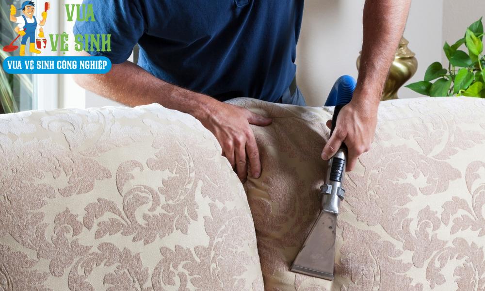 Dịch vụ giặt ghế sofa quận 5