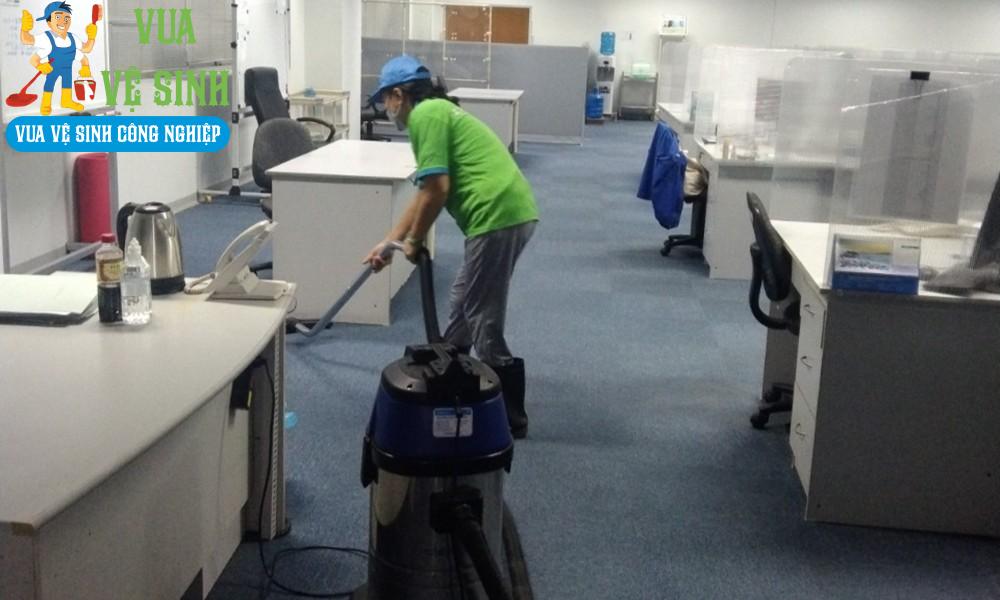 Dịch vụ giặt thảm quận 6