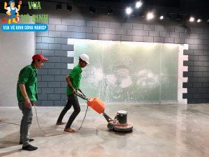 Vệ sinh công nghiệp hóc môn