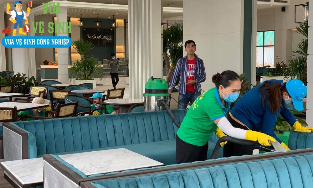 Dịch vụ vệ sinh công nghiệp Hóc Môn