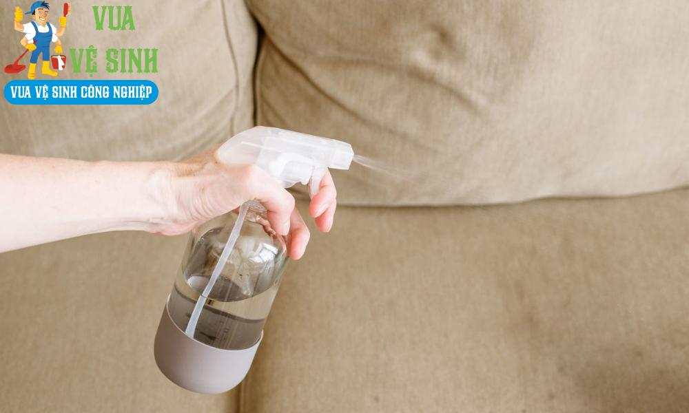 Cách giặt ghế sofa da tại nhà
