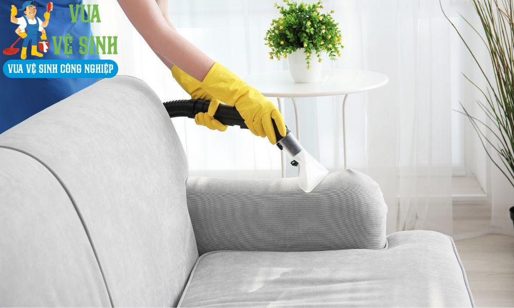 Những cách làm sạch sofa nhung hiệu quả