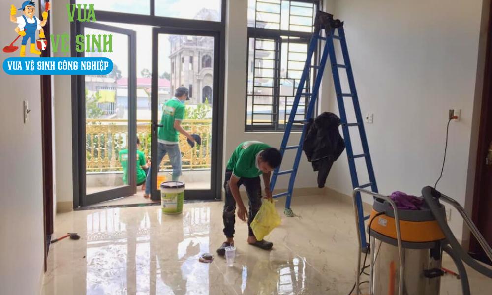 Vệ sinh công nghiệp Bình Chánh