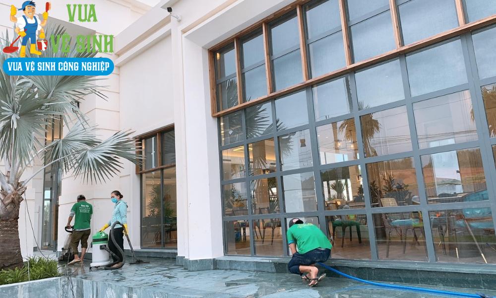 Vệ sinh công nghiệp Bình Tân