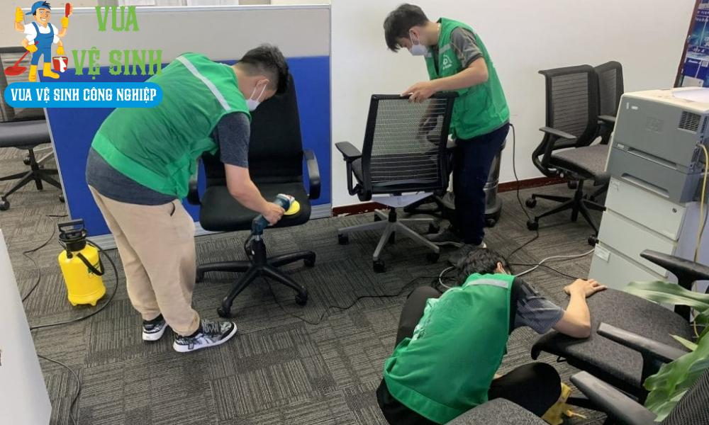 Vệ sinh công nghiệp Quận 11