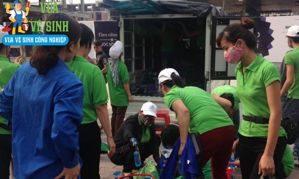 Vệ sinh công nghiệp Quận 4