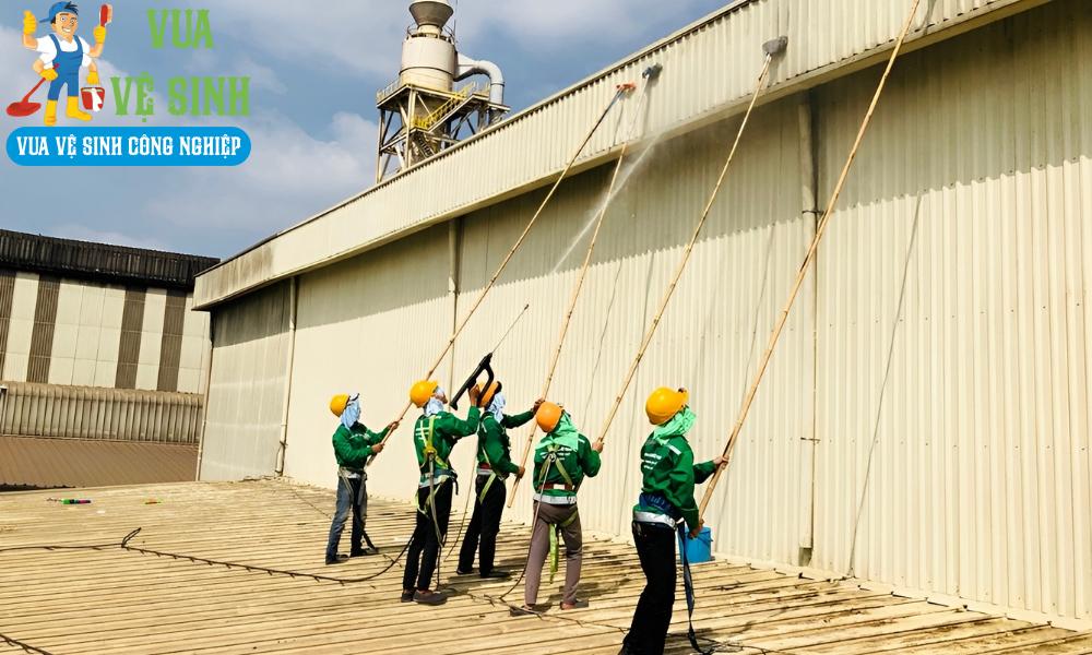 Vệ sinh công nghiệp Quận 4