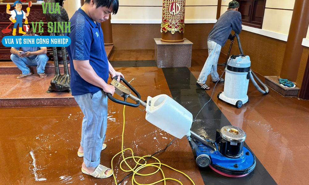 Vệ sinh công nghiệp Quận 7