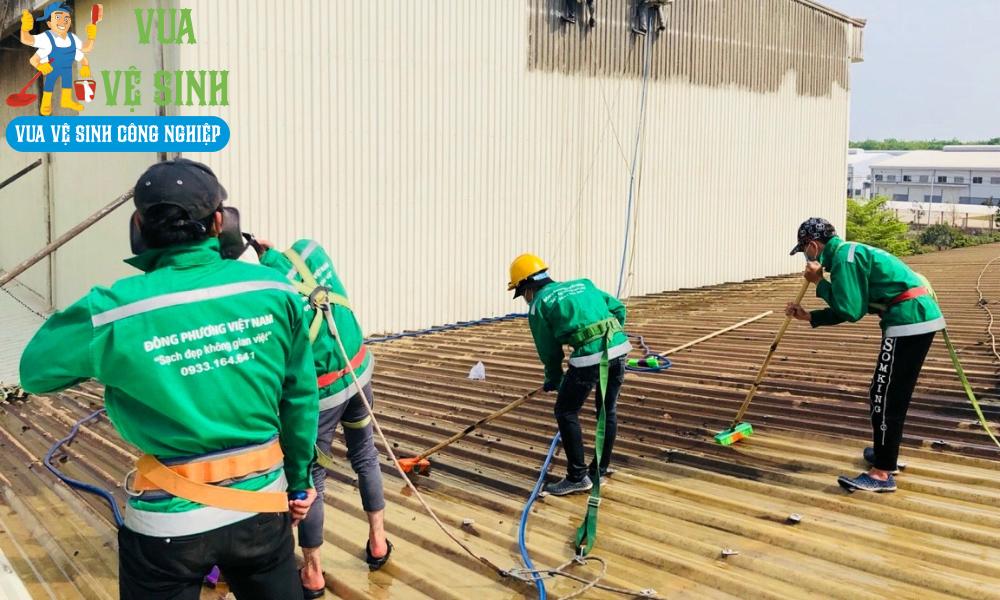 Vệ sinh công nghiệp Quận 7